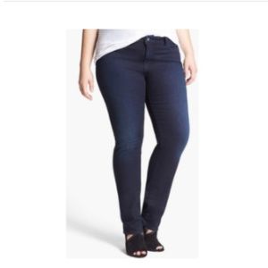 Lucky Brand Ginger Straight Leg Dark Wash Jeans